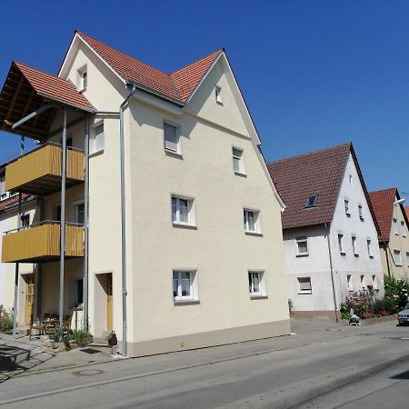 Apartment & Zimmer Familie Trescher Τούμπινγκεν Εξωτερικό φωτογραφία