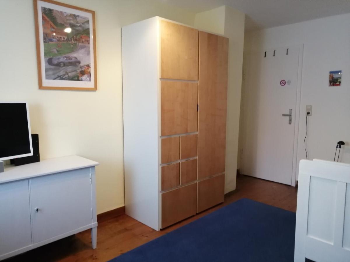 Apartment & Zimmer Familie Trescher Τούμπινγκεν Εξωτερικό φωτογραφία
