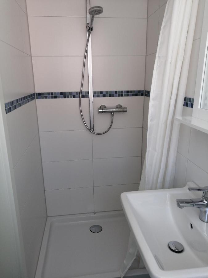 Apartment & Zimmer Familie Trescher Τούμπινγκεν Εξωτερικό φωτογραφία