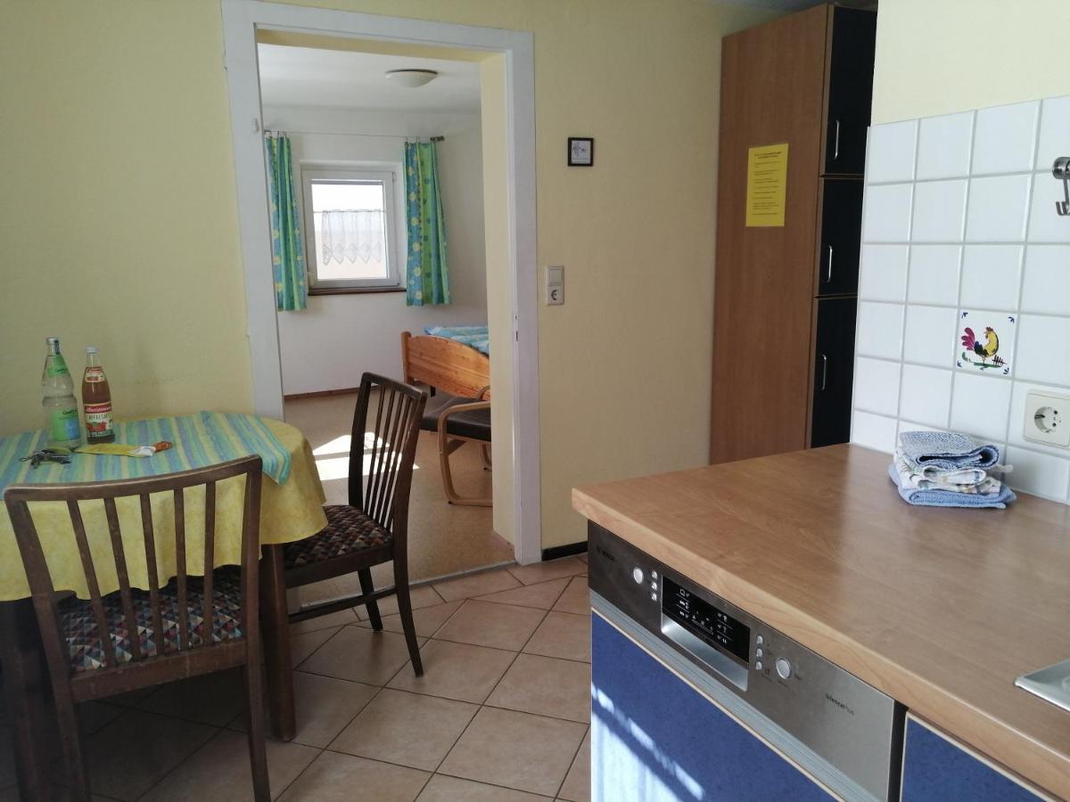 Apartment & Zimmer Familie Trescher Τούμπινγκεν Εξωτερικό φωτογραφία