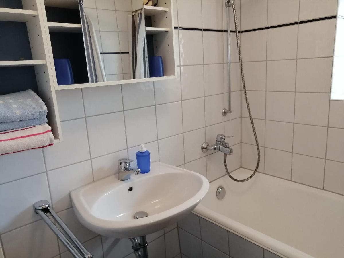 Apartment & Zimmer Familie Trescher Τούμπινγκεν Εξωτερικό φωτογραφία